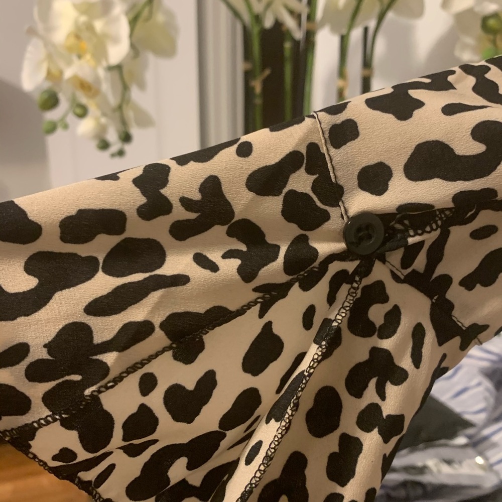 Leopard button down shirt - Picture 2 of 10
